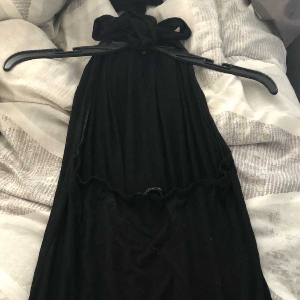 Halter top dress 💃🏼🔥 - Picture 3 of 3